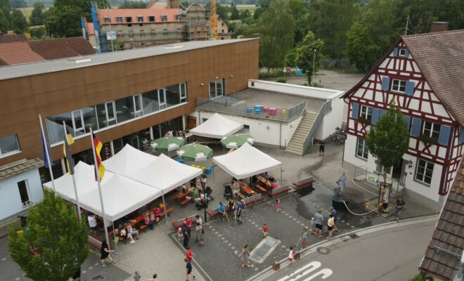 Sommerfest und KiGa Förderverein Jubiläum auf dem Dorfplatz Espasingen